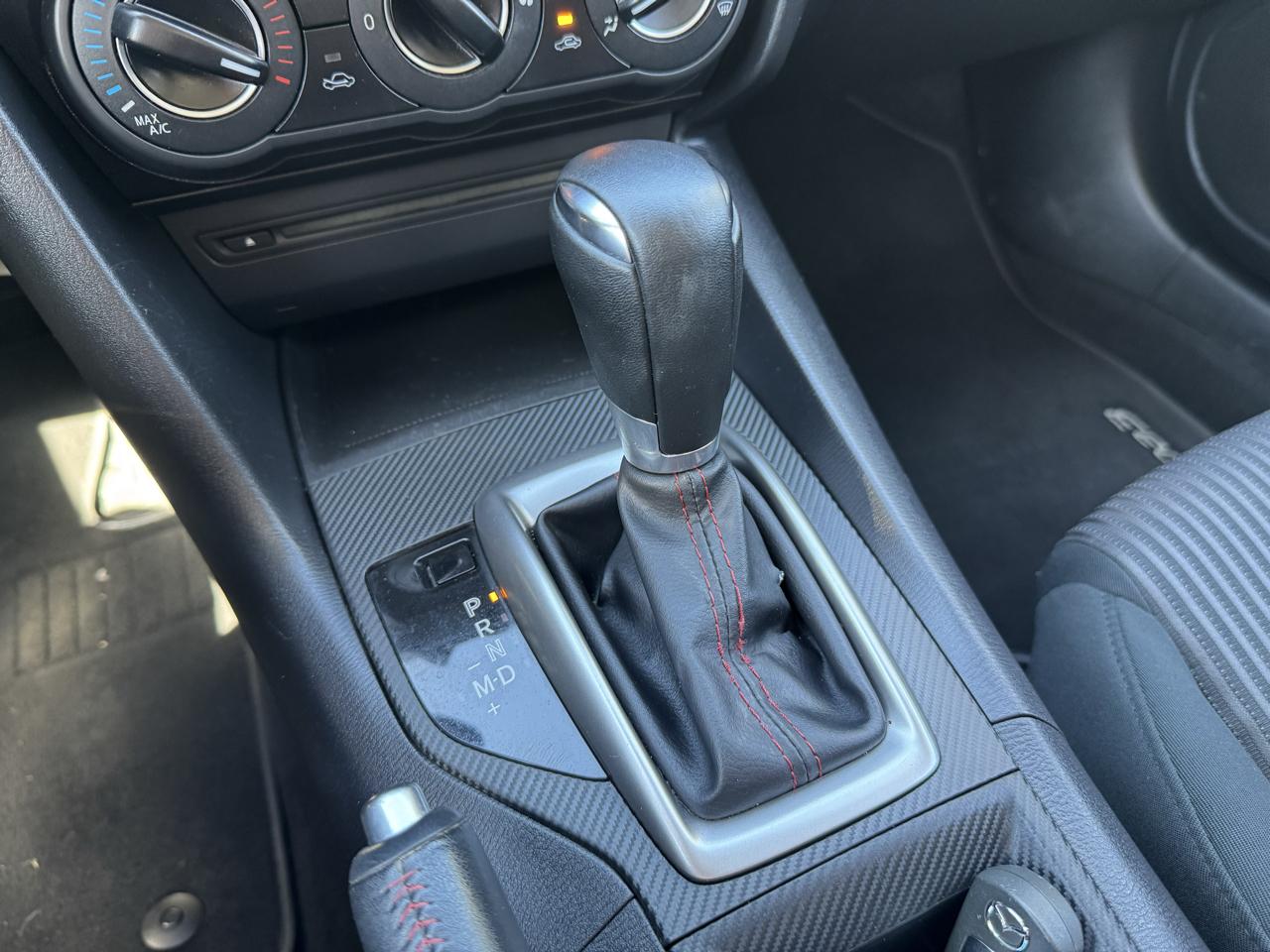 Mazda MAZDA3 4dr Sdn Auto i Touring 2014