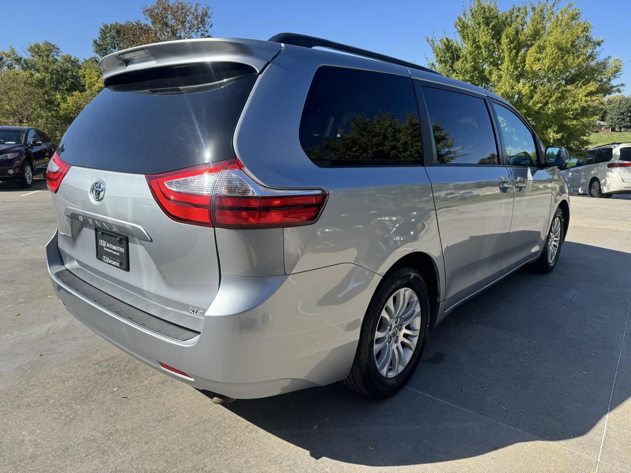 Toyota Sienna  2015
