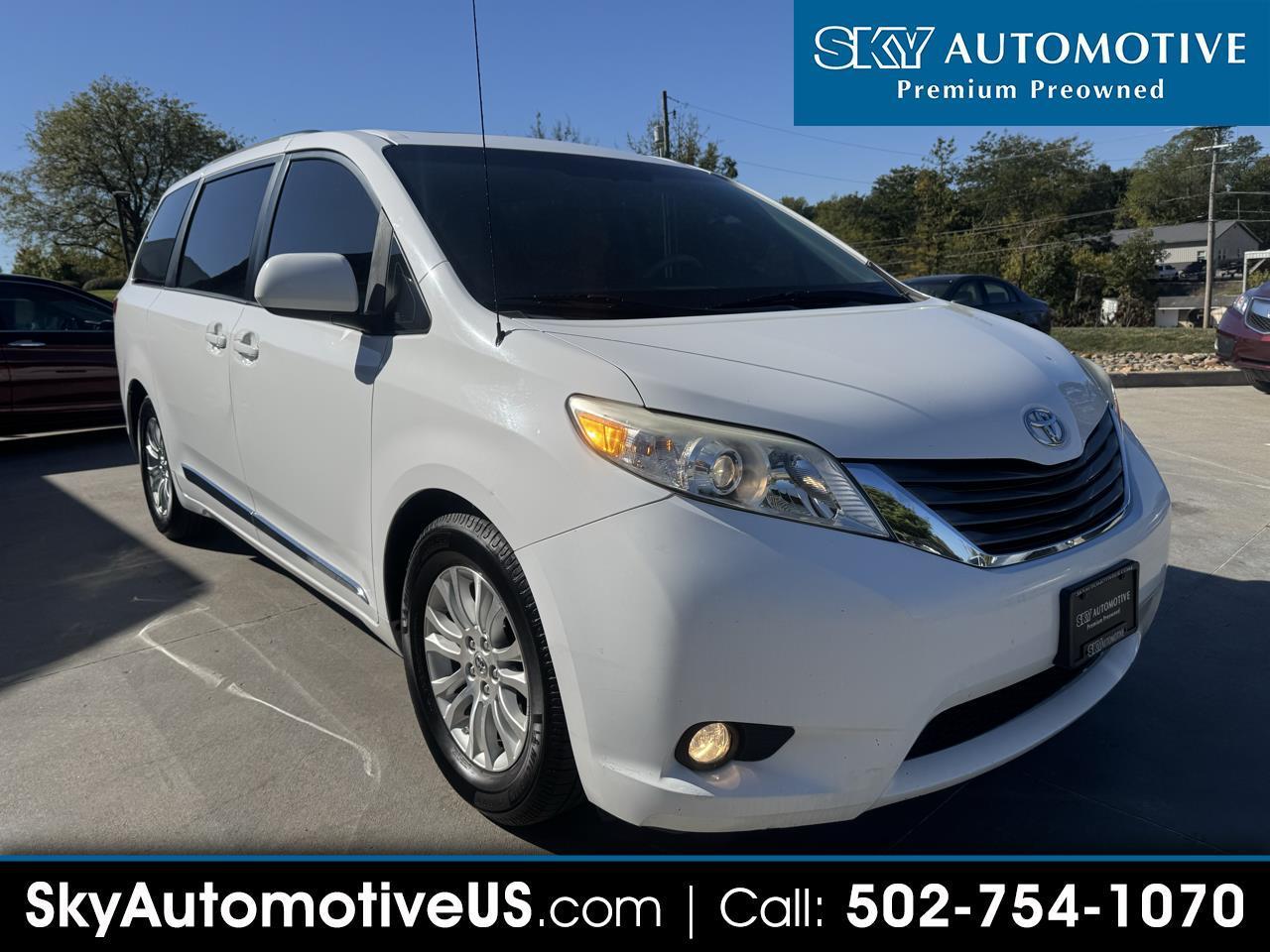 2012 Toyota Sienna 5dr 7-Pass Van V6 XLE AAS FWD (Natl)