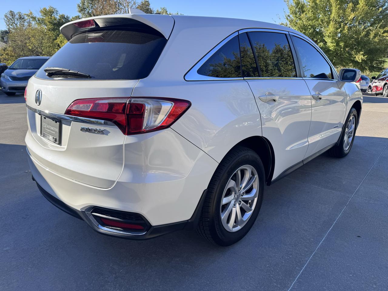 Acura RDX FWD 4dr Tech/AcuraWatch Plus Pkg 2016