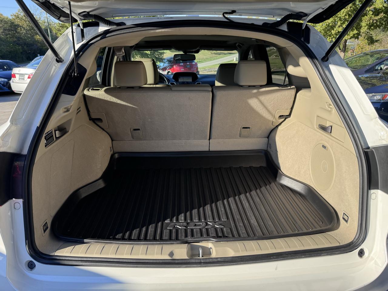 Acura RDX FWD 4dr Tech/AcuraWatch Plus Pkg 2016