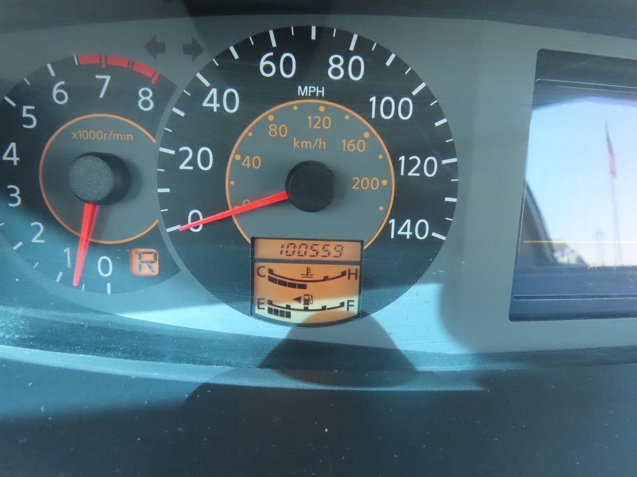 Nissan Quest 4dr Van SL 2004