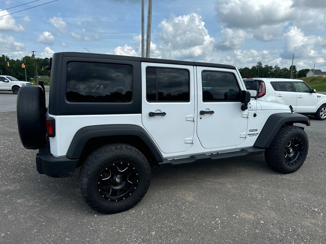 Jeep Wrangler Unlimited 4WD 4dr Sport 2015 Jeep Wrangler Unlimited 4WD 4dr Sport 2015
