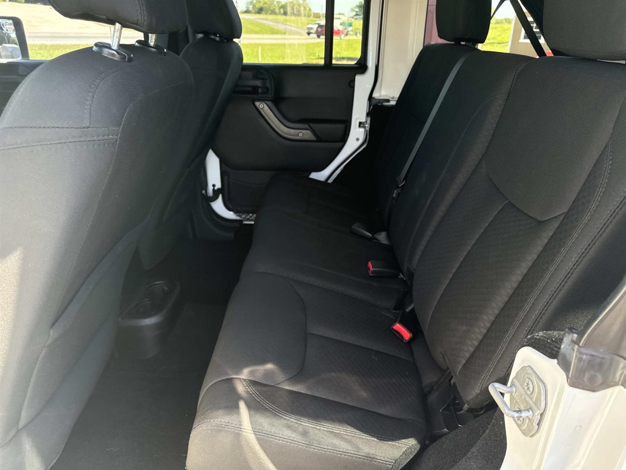 Jeep Wrangler Unlimited 4WD 4dr Sport 2015 Jeep Wrangler Unlimited 4WD 4dr Sport 2015
