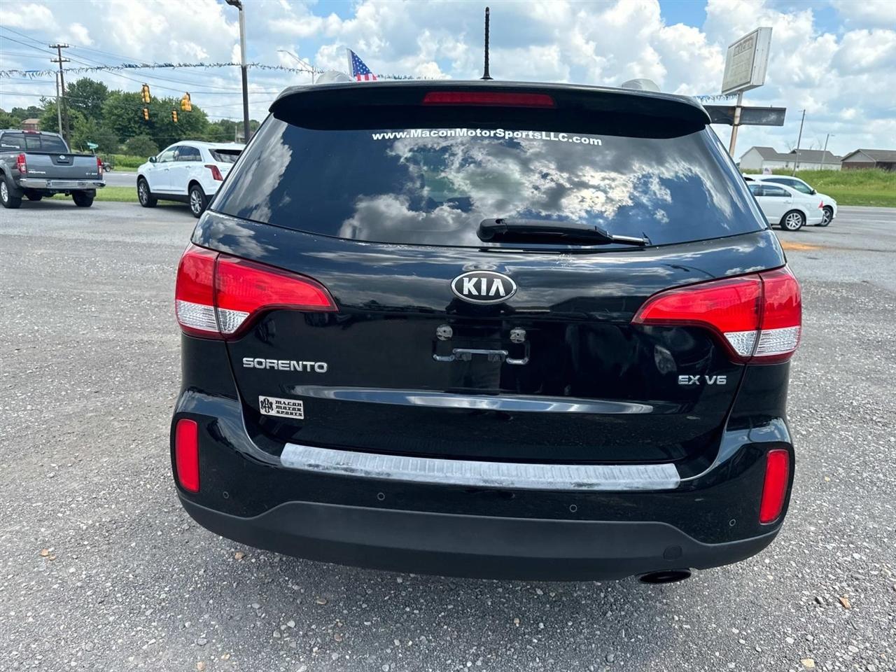 Kia Sorento 2WD 4dr V6 EX 2015