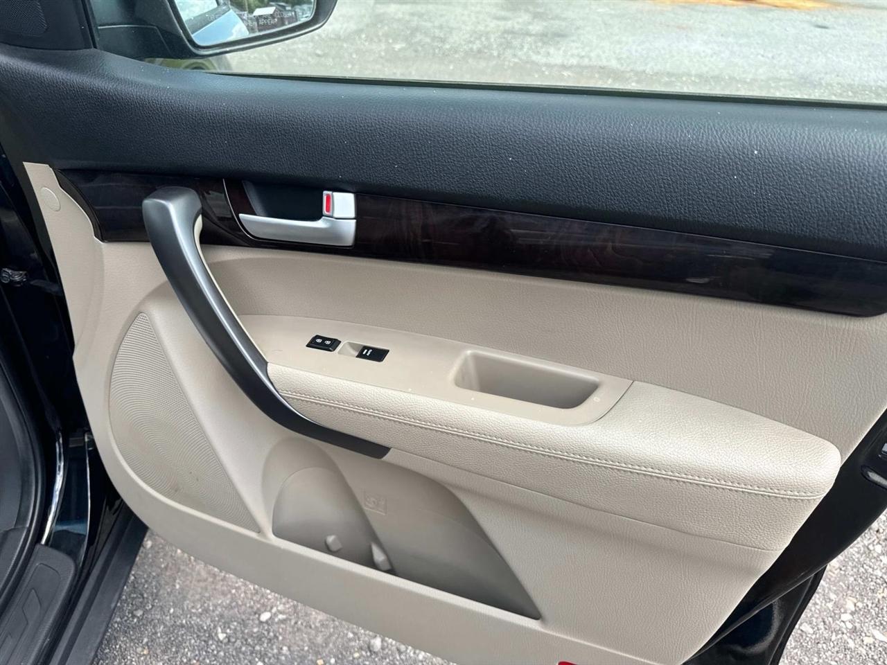 Kia Sorento 2WD 4dr V6 EX 2015