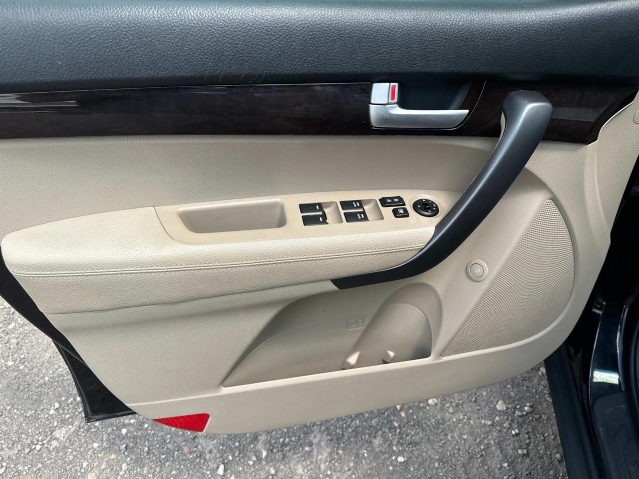 Kia Sorento 2WD 4dr V6 EX 2015