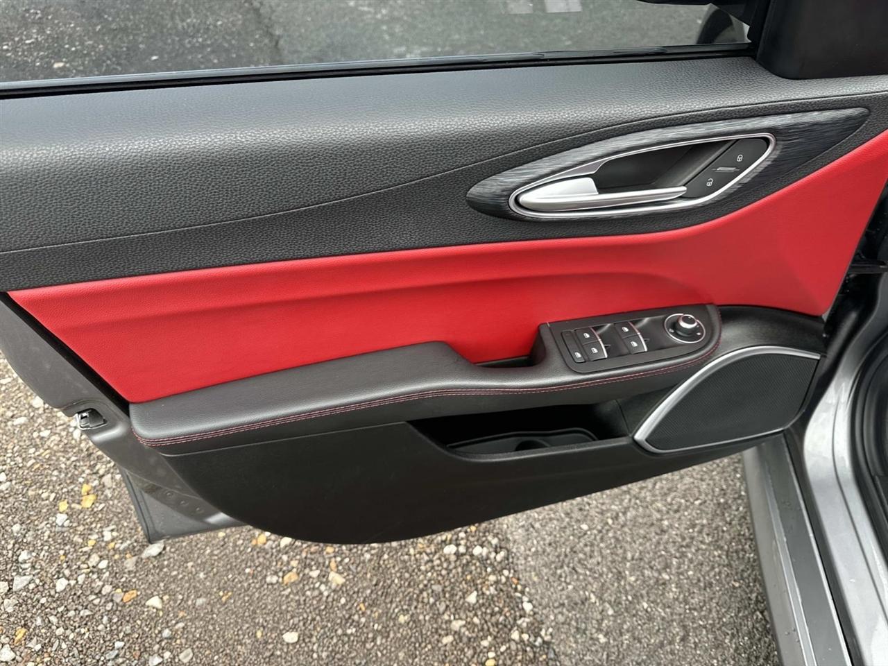 Alfa Romeo Giulia  2020