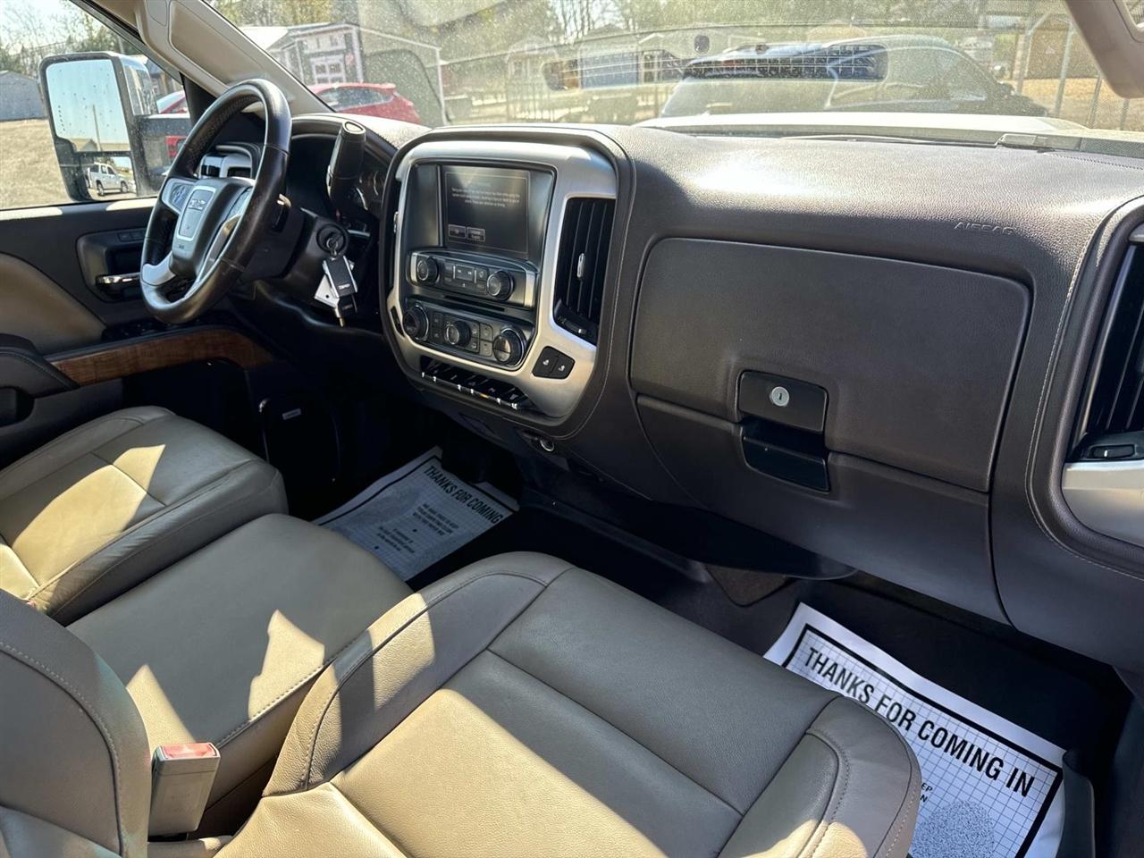 GMC Sierra 3500HD 4WD Crew Cab 167.7" SLT 2017