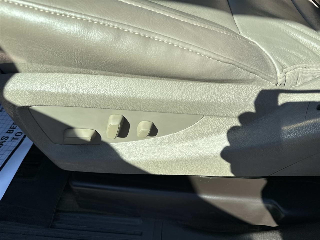 GMC Sierra 3500HD 4WD Crew Cab 167.7" SLT 2017