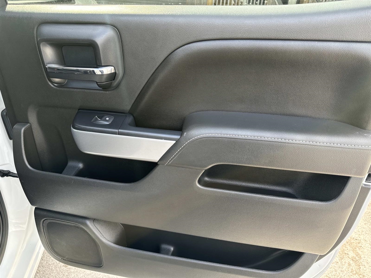 Chevrolet Silverado 1500 4WD Crew Cab 143.5" LT w/2LT 2015