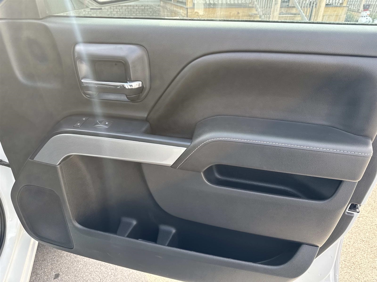 Chevrolet Silverado 1500 4WD Crew Cab 143.5" LT w/2LT 2015