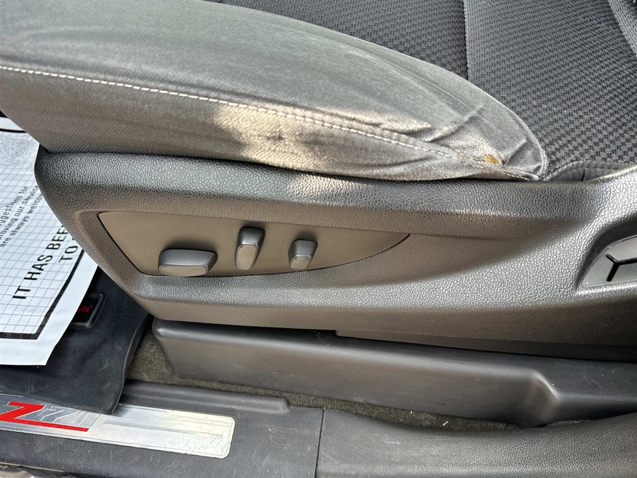 Chevrolet Silverado 1500 4WD Crew Cab 143.5" LT w/2LT 2015