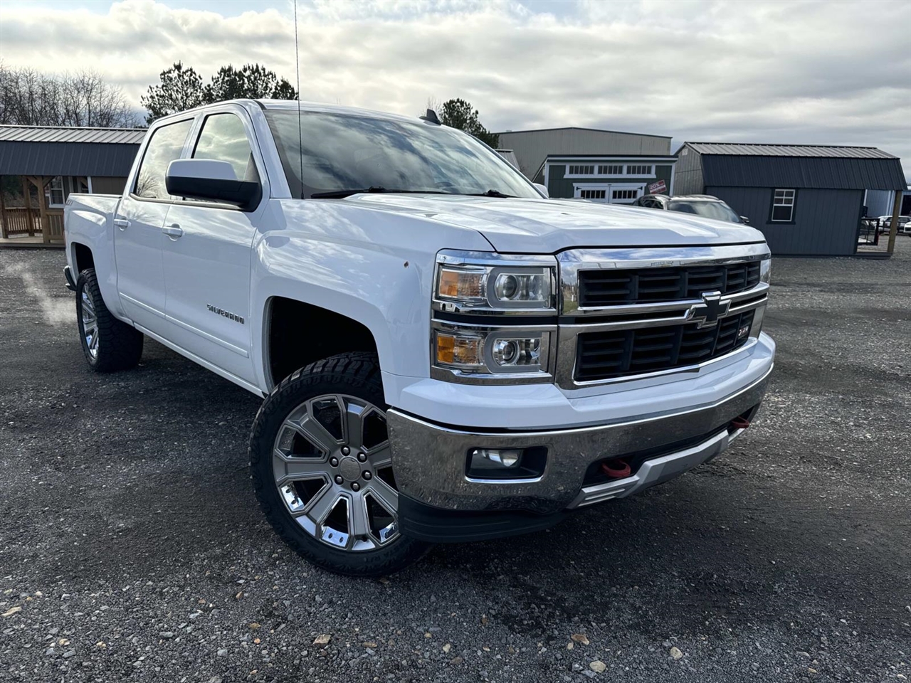 Chevrolet Silverado 1500 4WD Crew Cab 143.5" LT w/2LT 2015