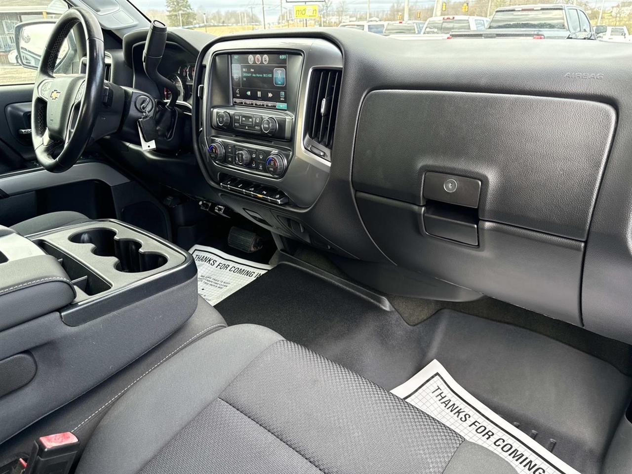 Chevrolet Silverado 1500 4WD Crew Cab 143.5" LT w/2LT 2015