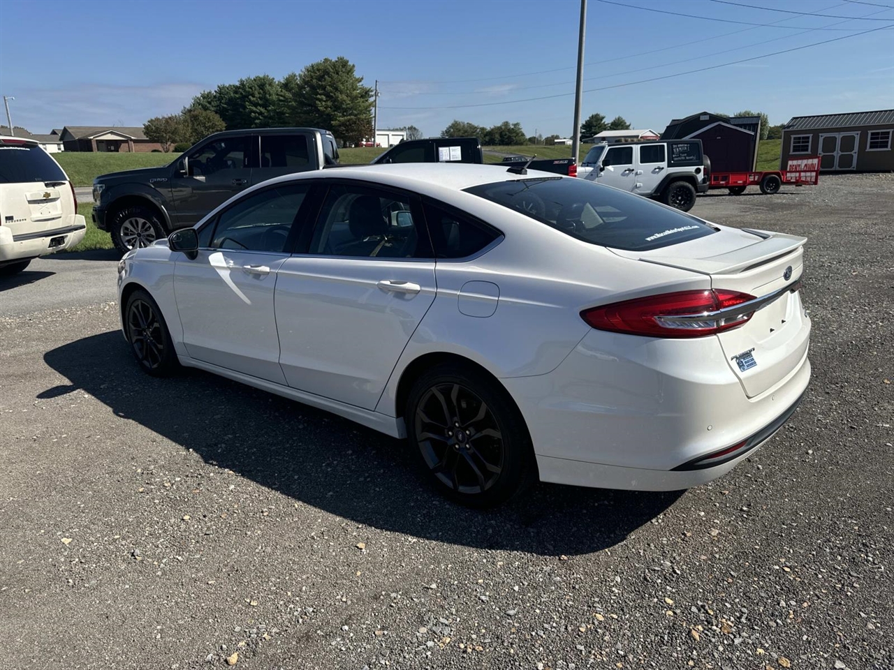Ford Fusion SE FWD 2018 Ford Fusion SE FWD 2018