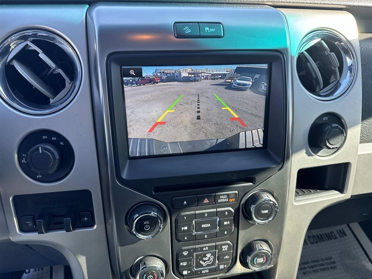 Ford F-150 4WD SuperCrew 145" King Ranch 2014