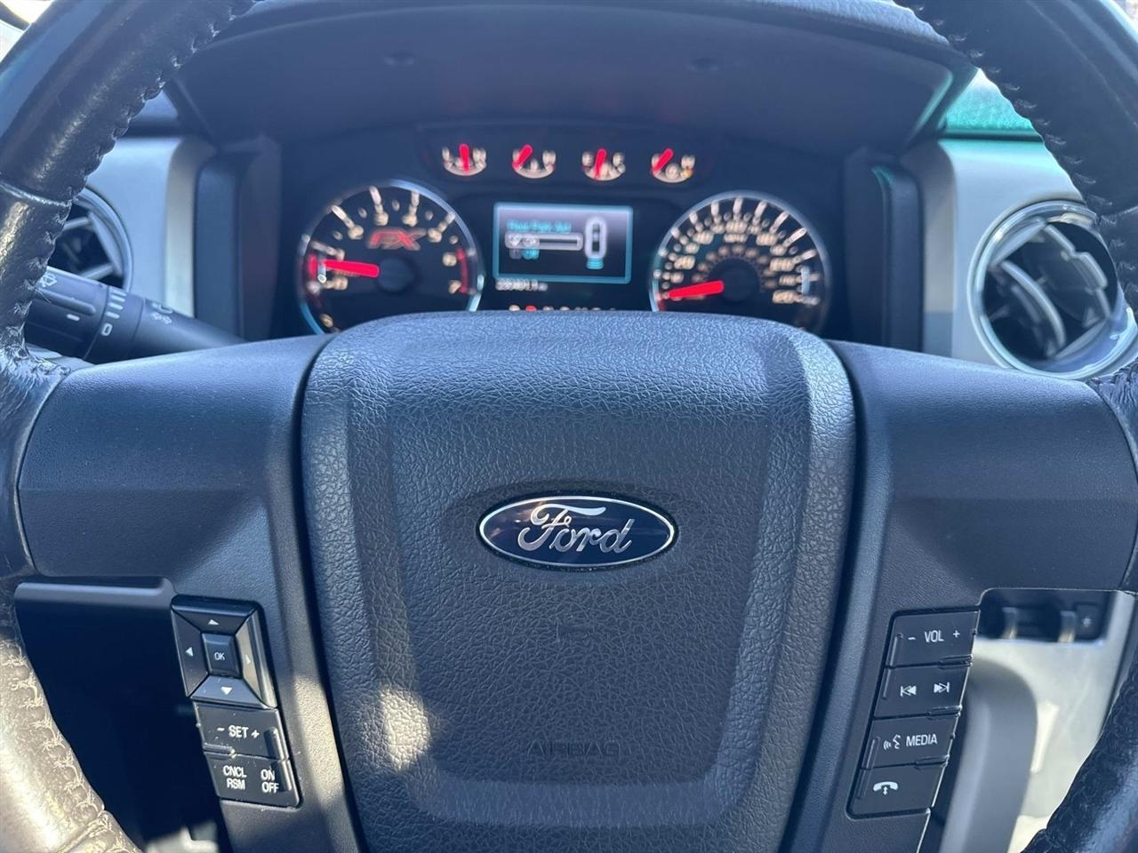 Ford F-150 4WD SuperCrew 145" King Ranch 2014