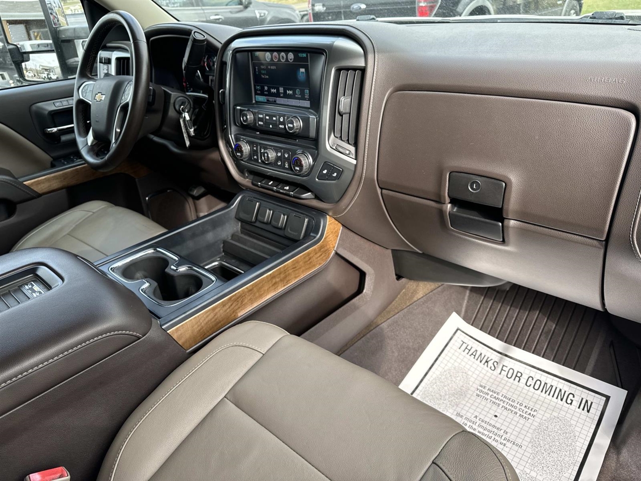 Chevrolet Silverado 1500 2WD Crew Cab 143.5" LTZ w/1LZ 2016