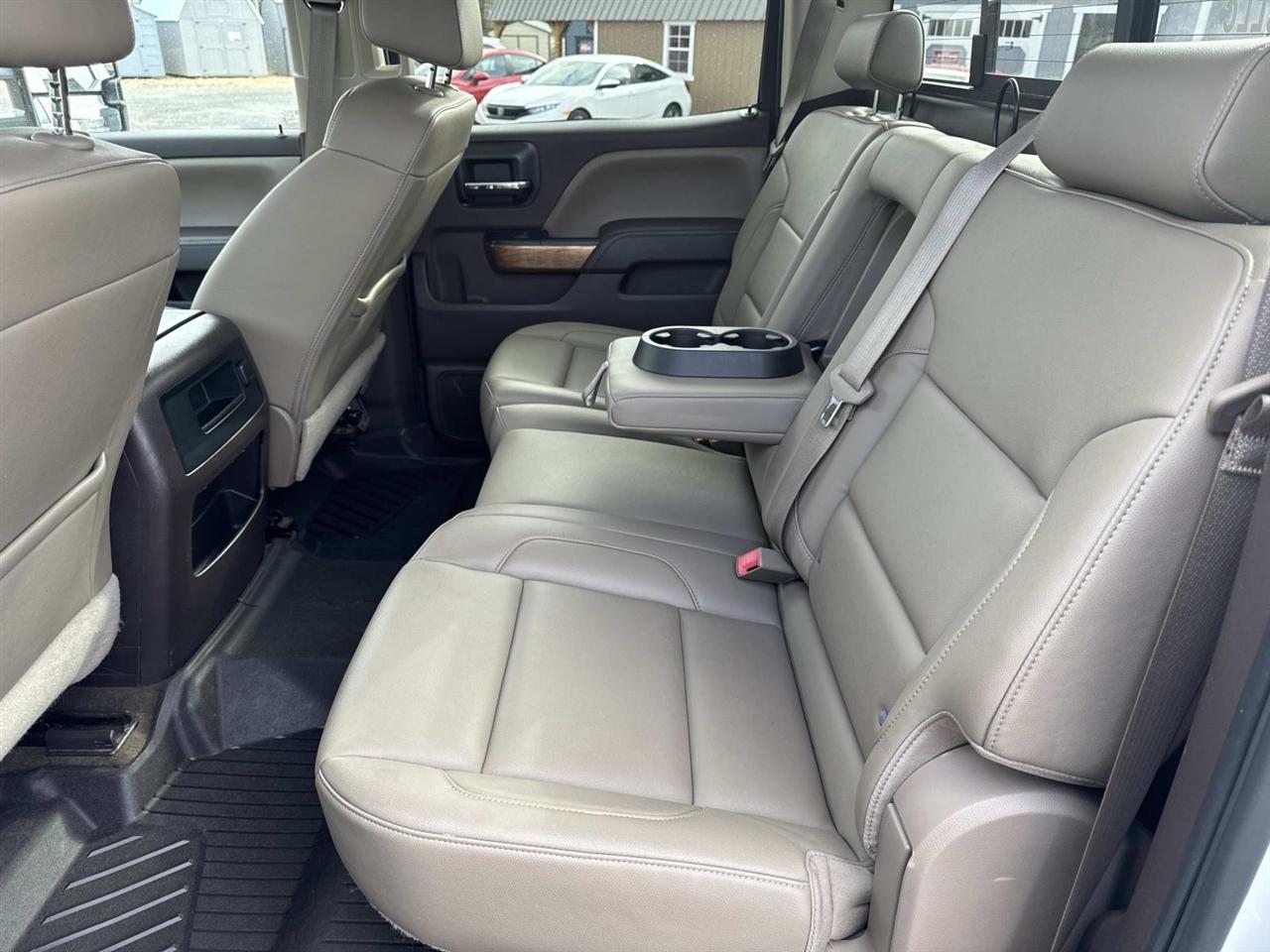 Chevrolet Silverado 1500 2WD Crew Cab 143.5" LTZ w/1LZ 2016