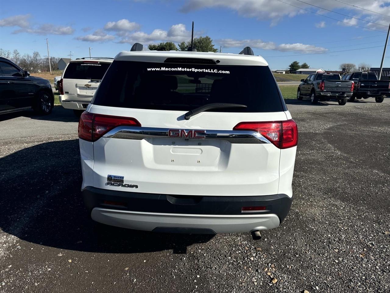 GMC Acadia FWD 4dr SLE w/SLE-2 2018