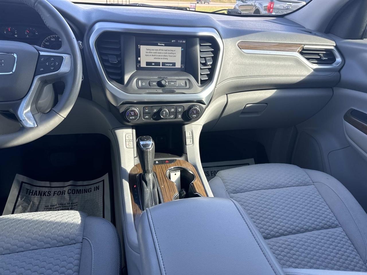 GMC Acadia FWD 4dr SLE w/SLE-2 2018