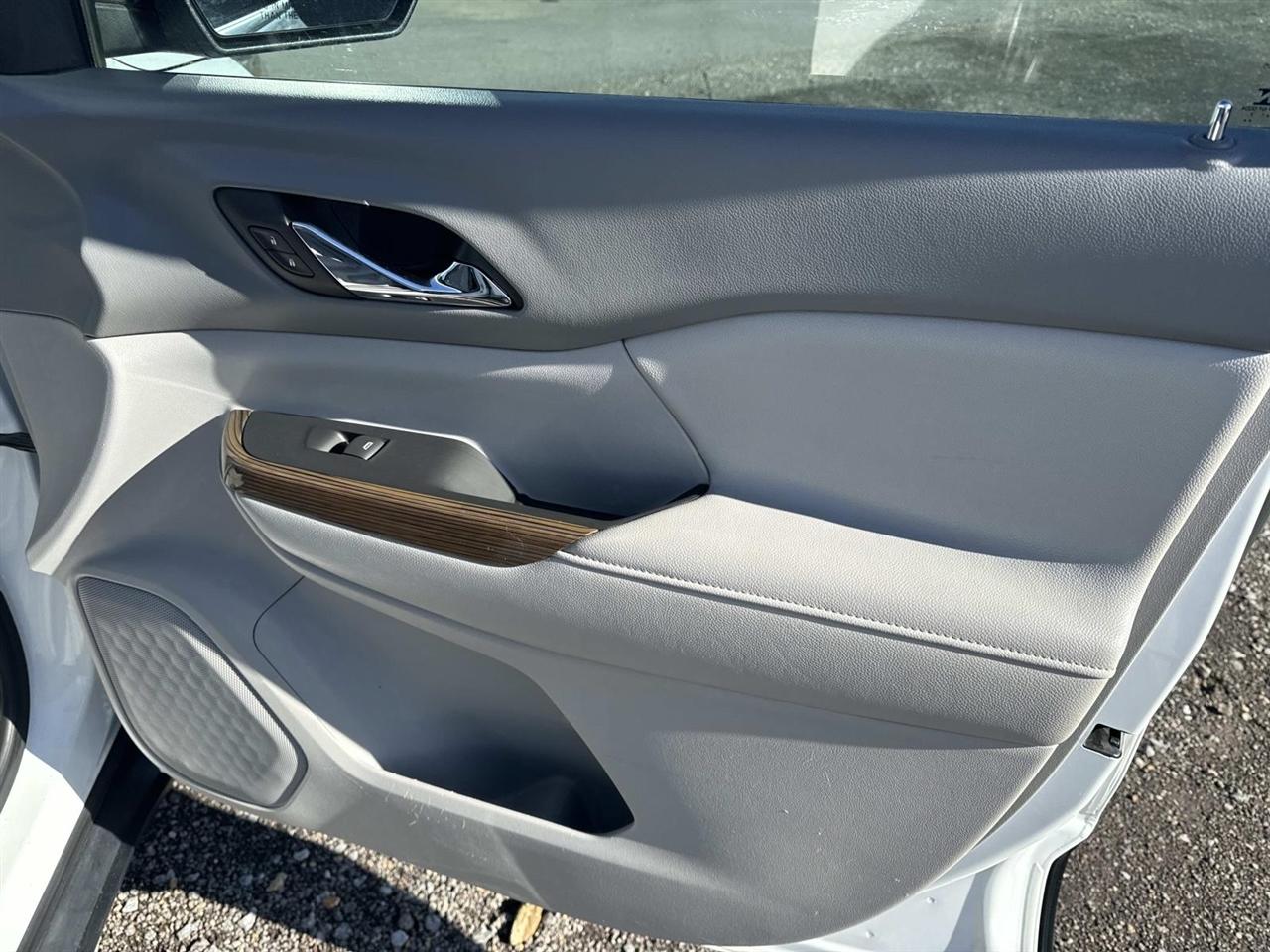 GMC Acadia FWD 4dr SLE w/SLE-2 2018