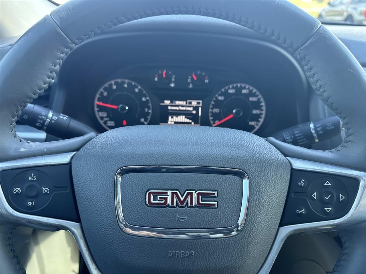 GMC Acadia FWD 4dr SLE w/SLE-2 2018