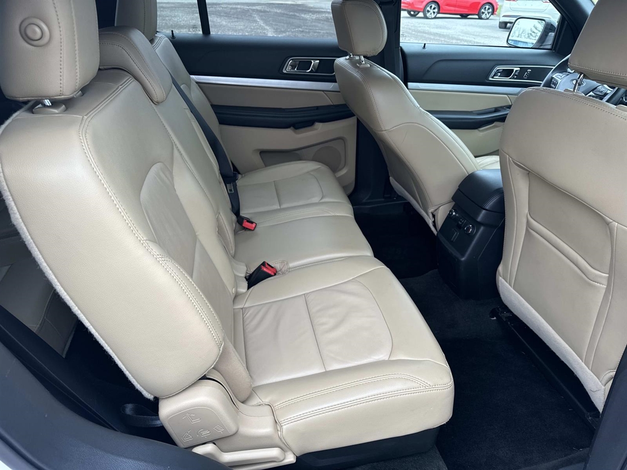 Ford Explorer XLT 4WD 2017