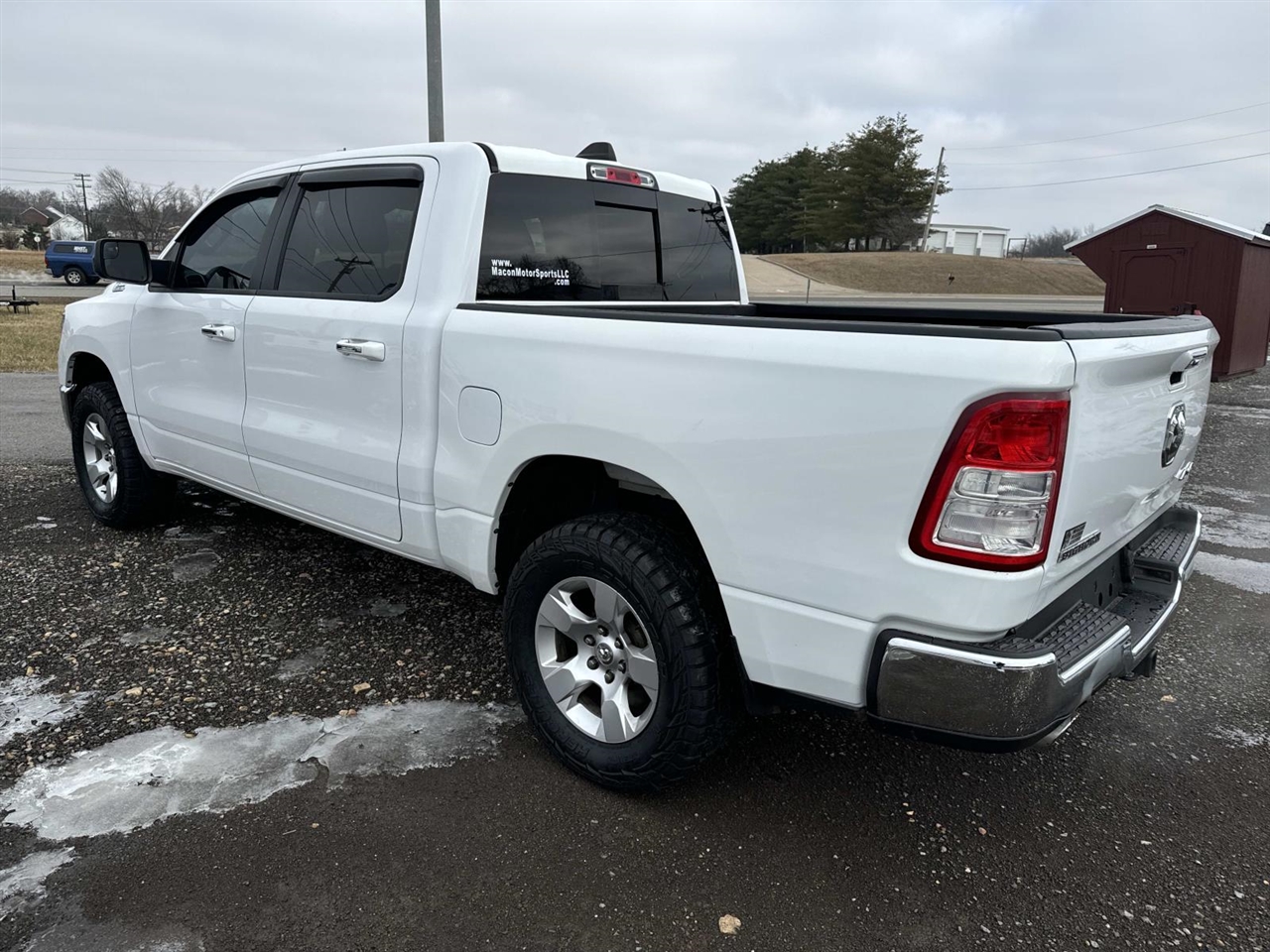 RAM 1500 Big Horn 4x4 Crew Cab 5'7" Box 2020