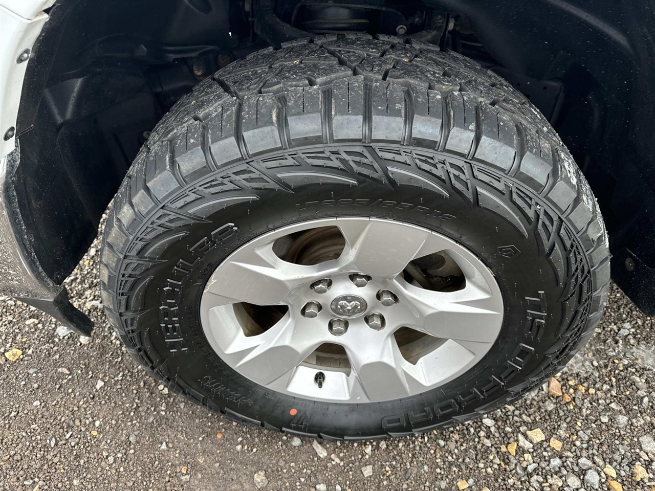 RAM 1500 Big Horn 4x4 Crew Cab 5'7" Box 2020