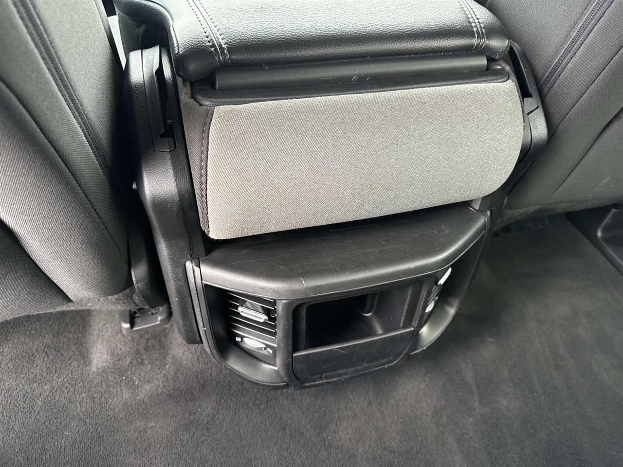 RAM 1500 Big Horn 4x4 Crew Cab 5'7" Box 2020