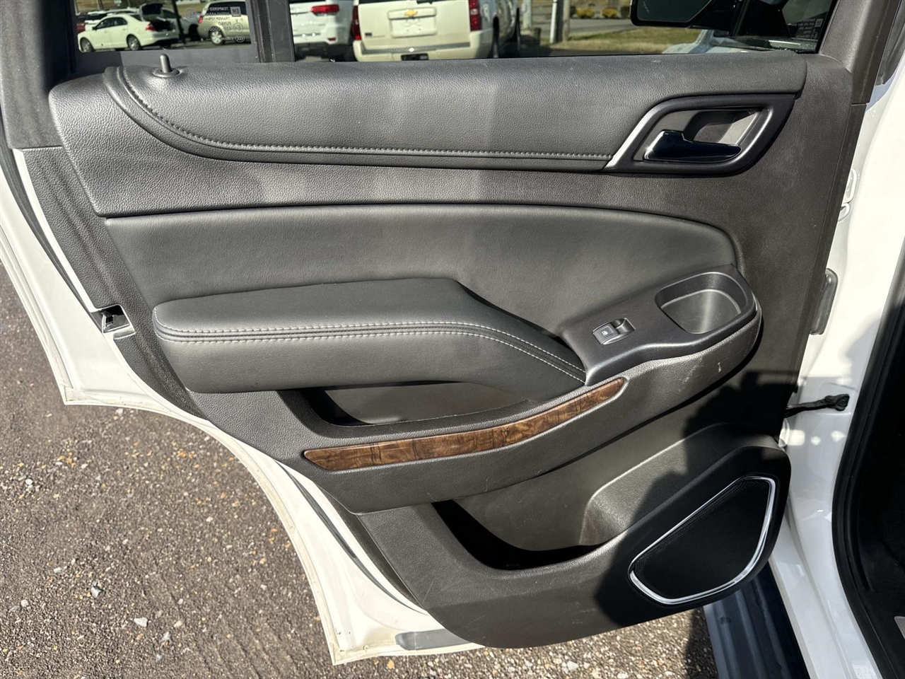 Chevrolet Tahoe 4WD 4dr LT 2016