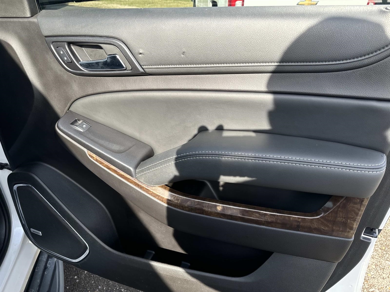 Chevrolet Tahoe 4WD 4dr LT 2016