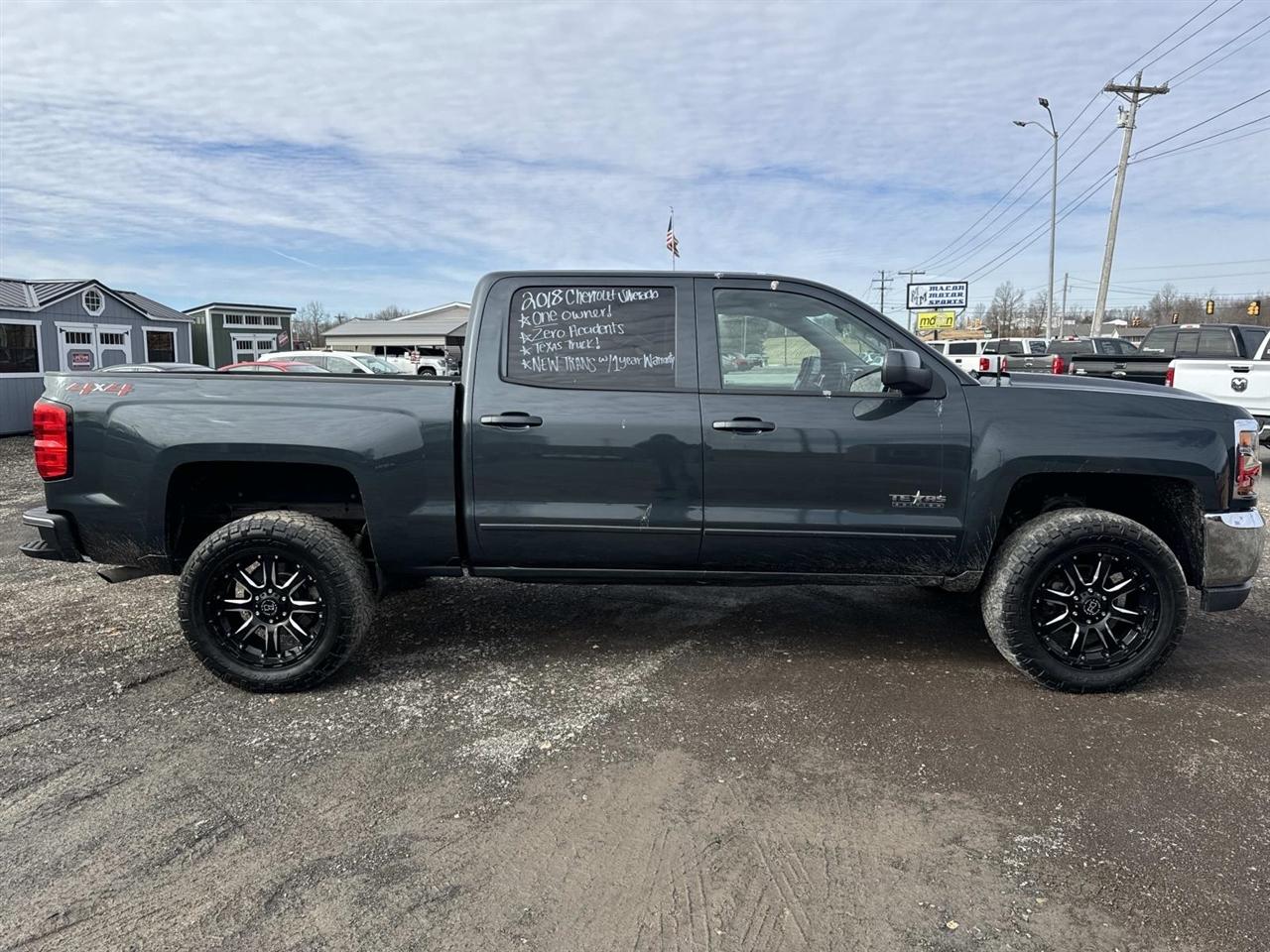Chevrolet Silverado 1500 4WD Crew Cab 143.5" LT w/1LT 2018