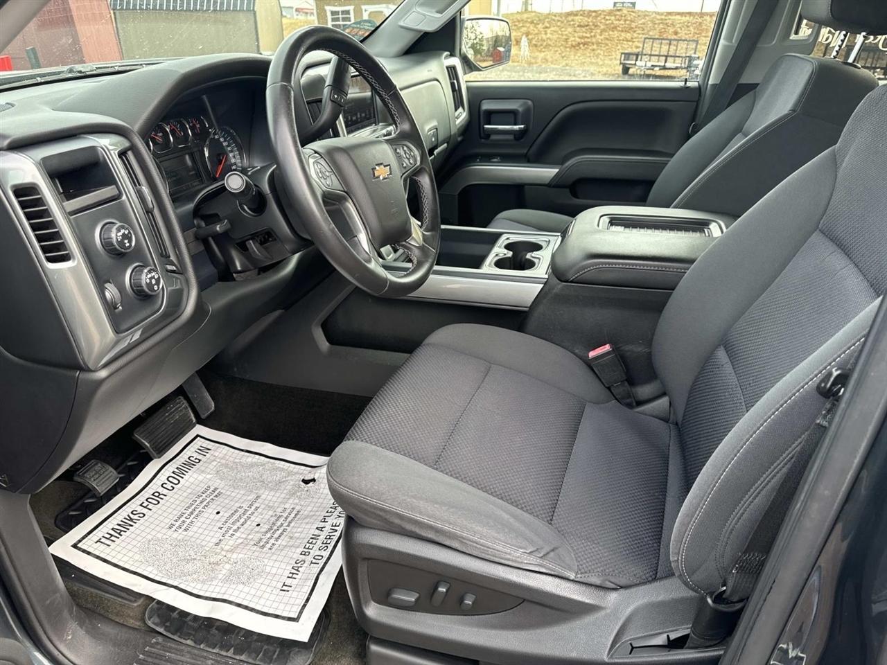 Chevrolet Silverado 1500 4WD Crew Cab 143.5" LT w/1LT 2018