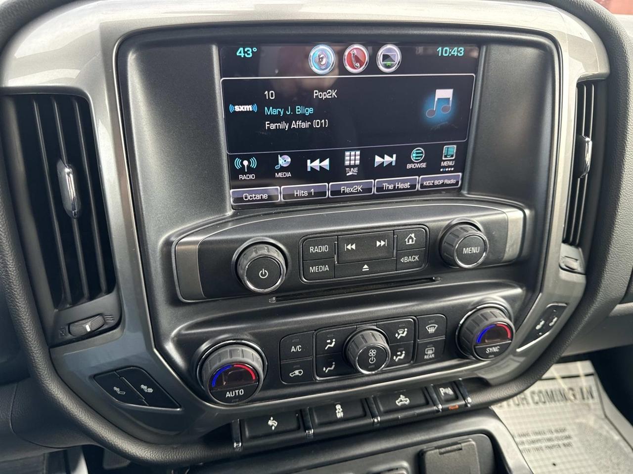 Chevrolet Silverado 1500 4WD Crew Cab 143.5" LT w/1LT 2018