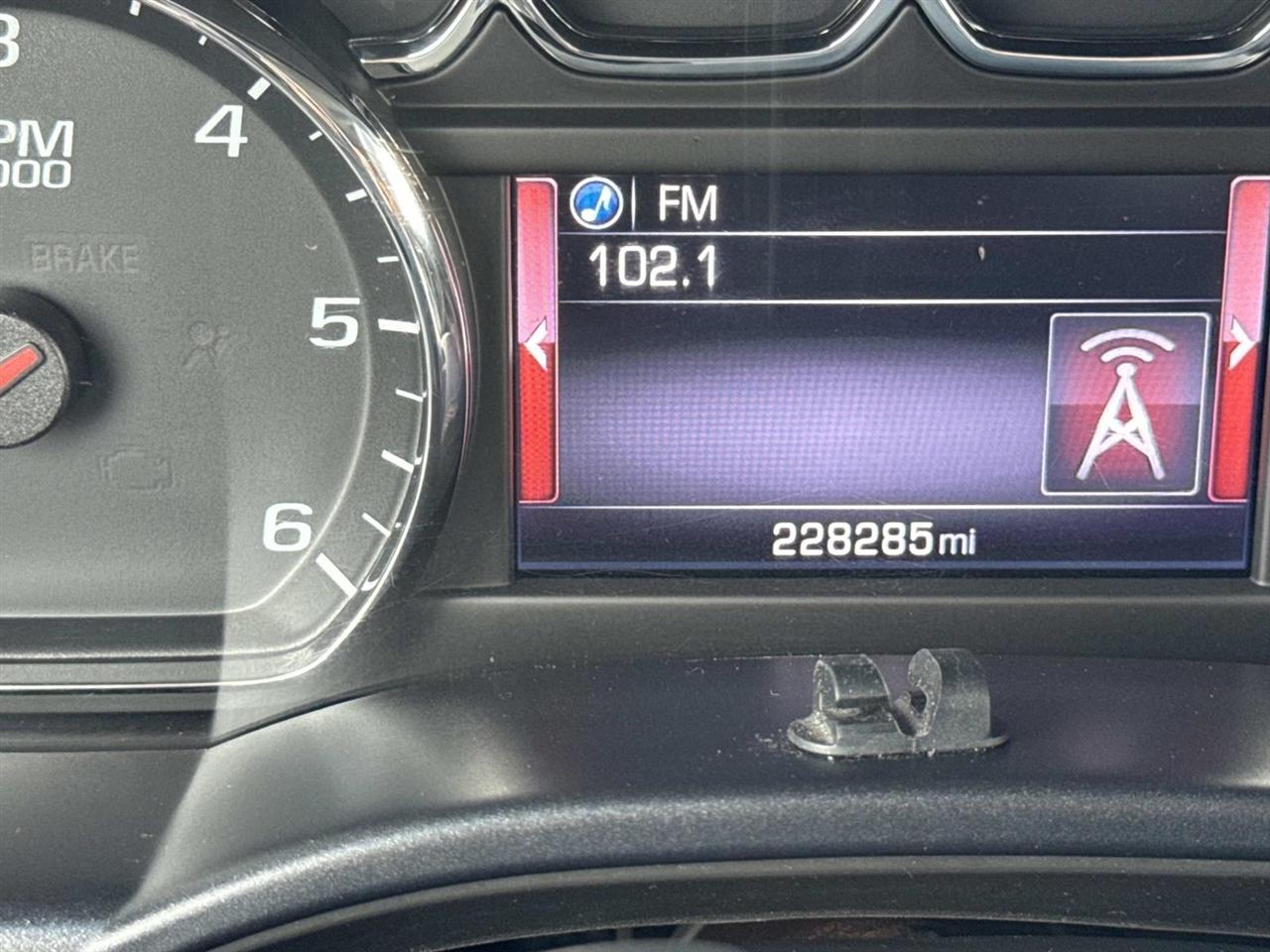 GMC Sierra 1500 2WD Crew Cab 143.5" SLE 2014