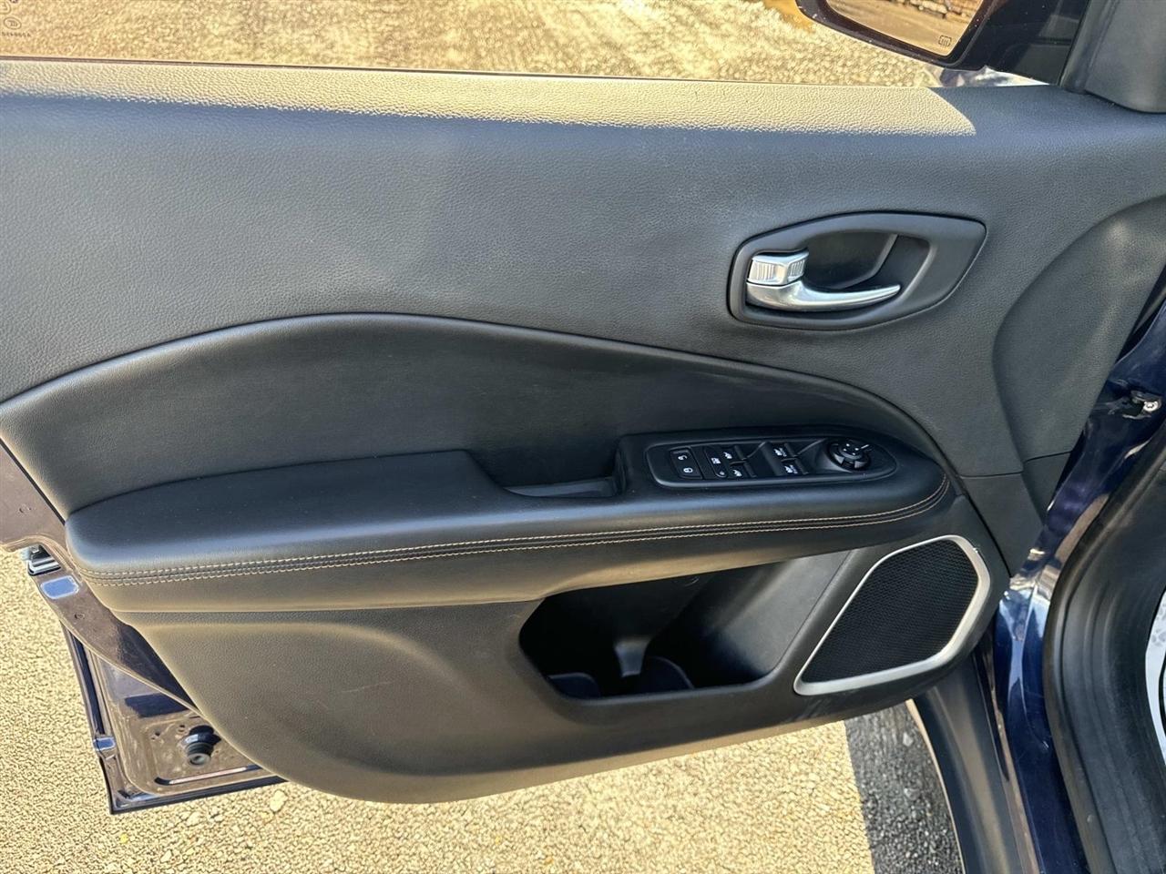 Jeep Compass Limited FWD 2020