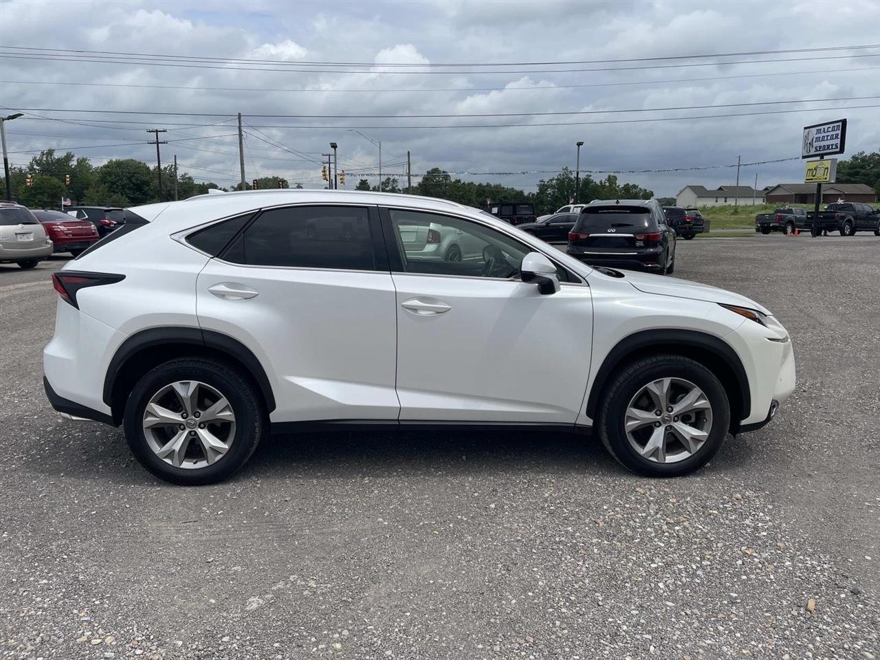 Lexus NX NX Turbo FWD 2017