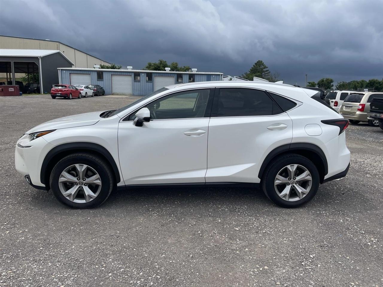 Lexus NX NX Turbo FWD 2017