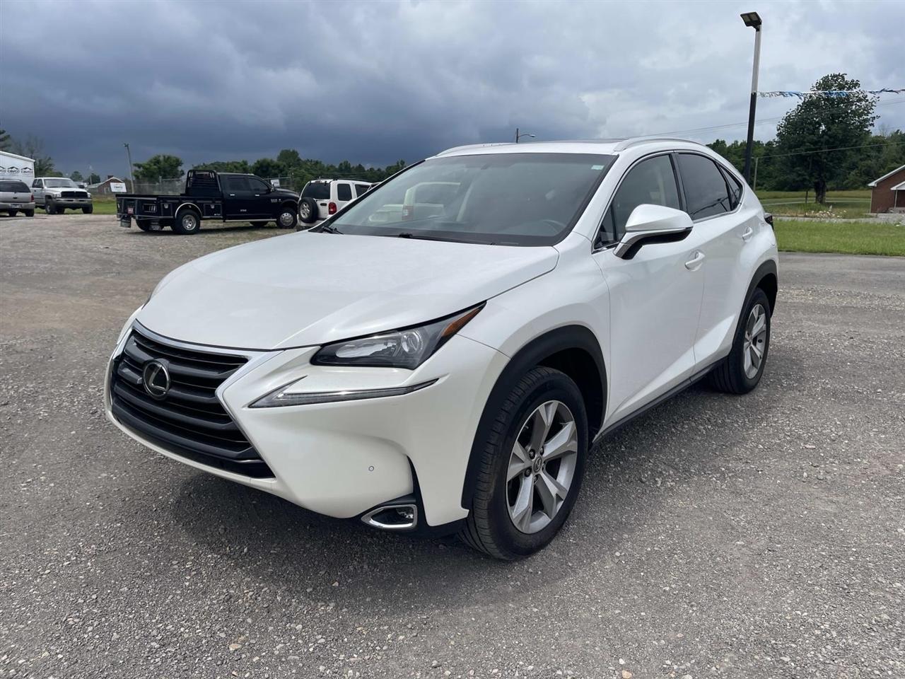 Lexus NX NX Turbo FWD 2017