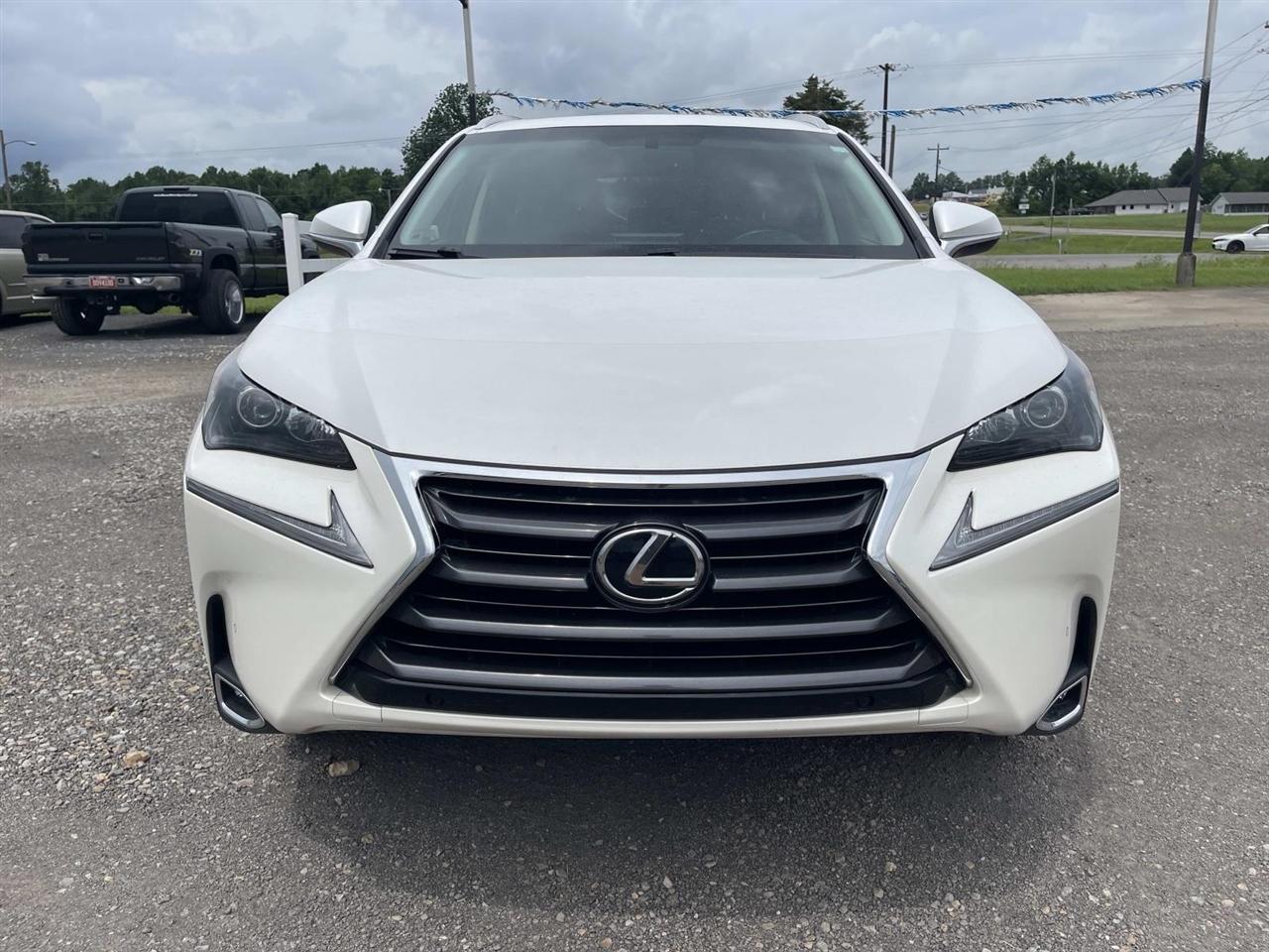 Lexus NX NX Turbo FWD 2017