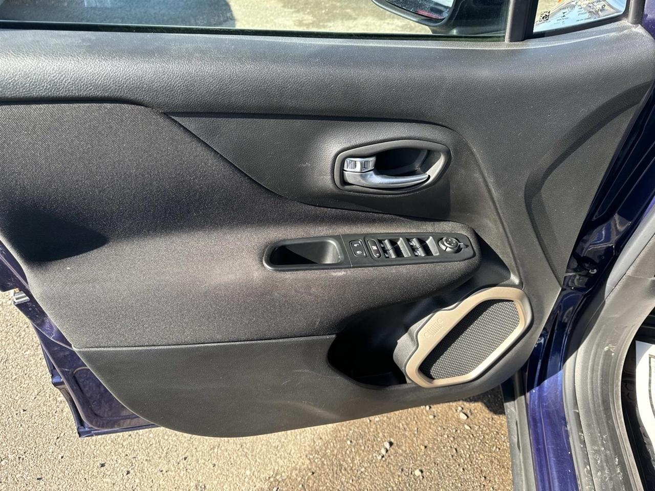 Jeep Renegade 4WD 4dr Latitude 2016