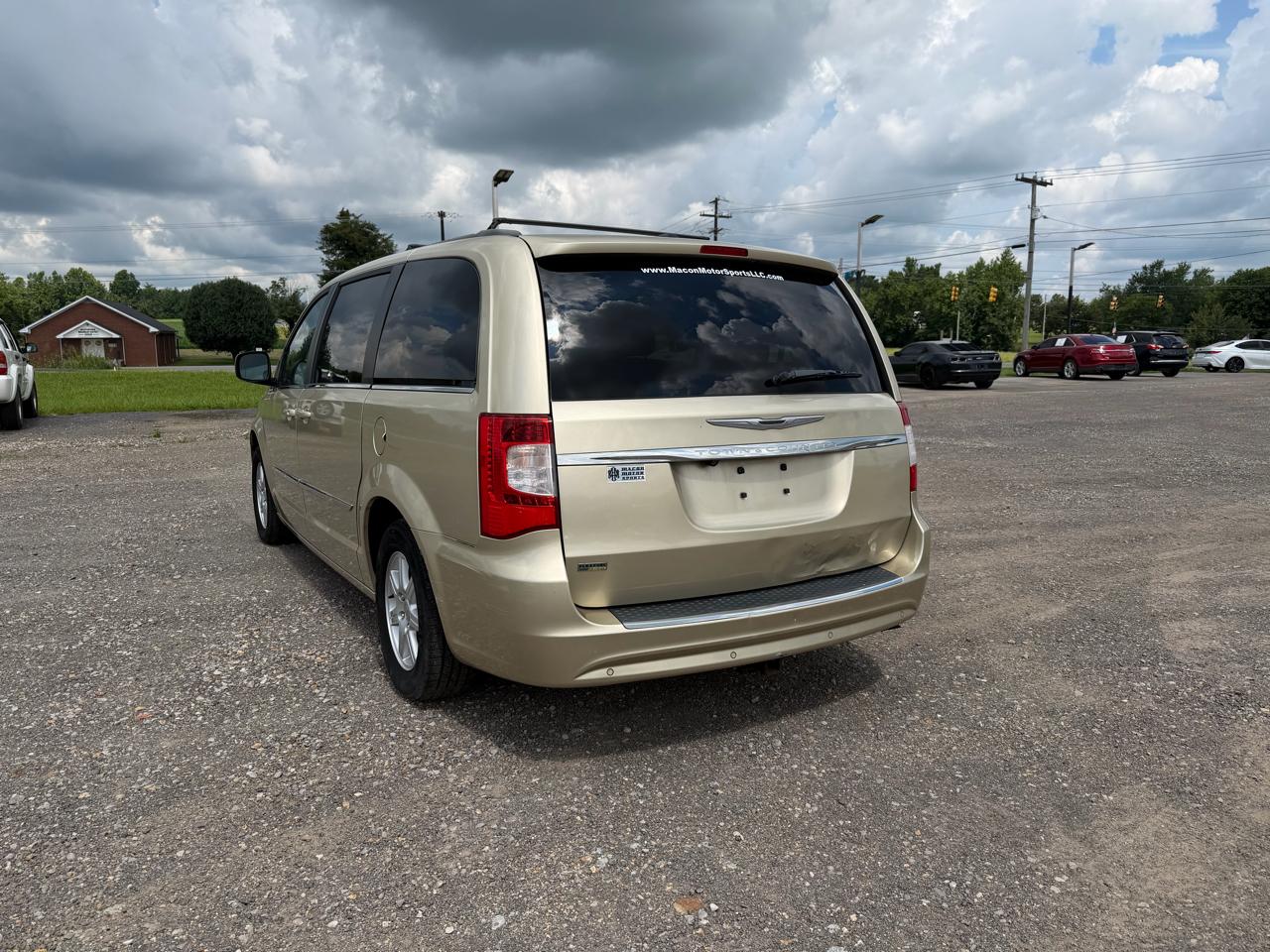 Chrysler Town & Country 4dr Wgn Touring 2011