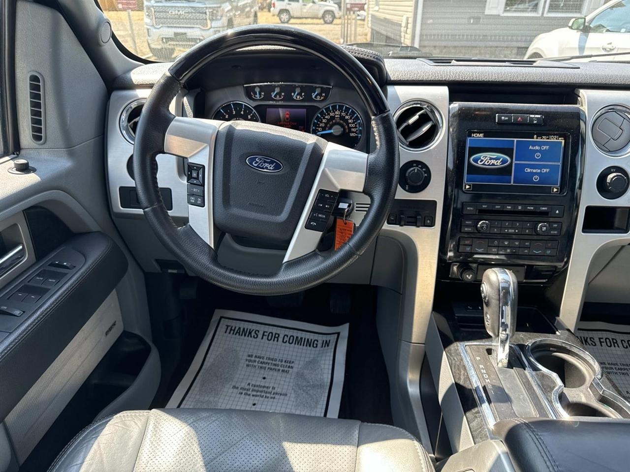 Ford F-150 4WD SuperCrew 145" Platinum 2012