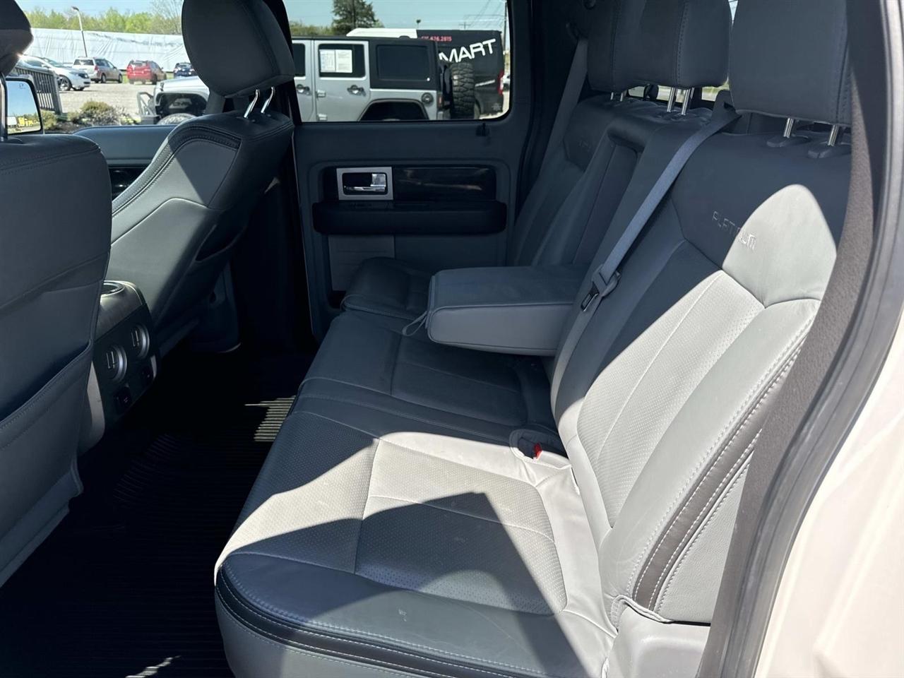 Ford F-150 4WD SuperCrew 145" Platinum 2012