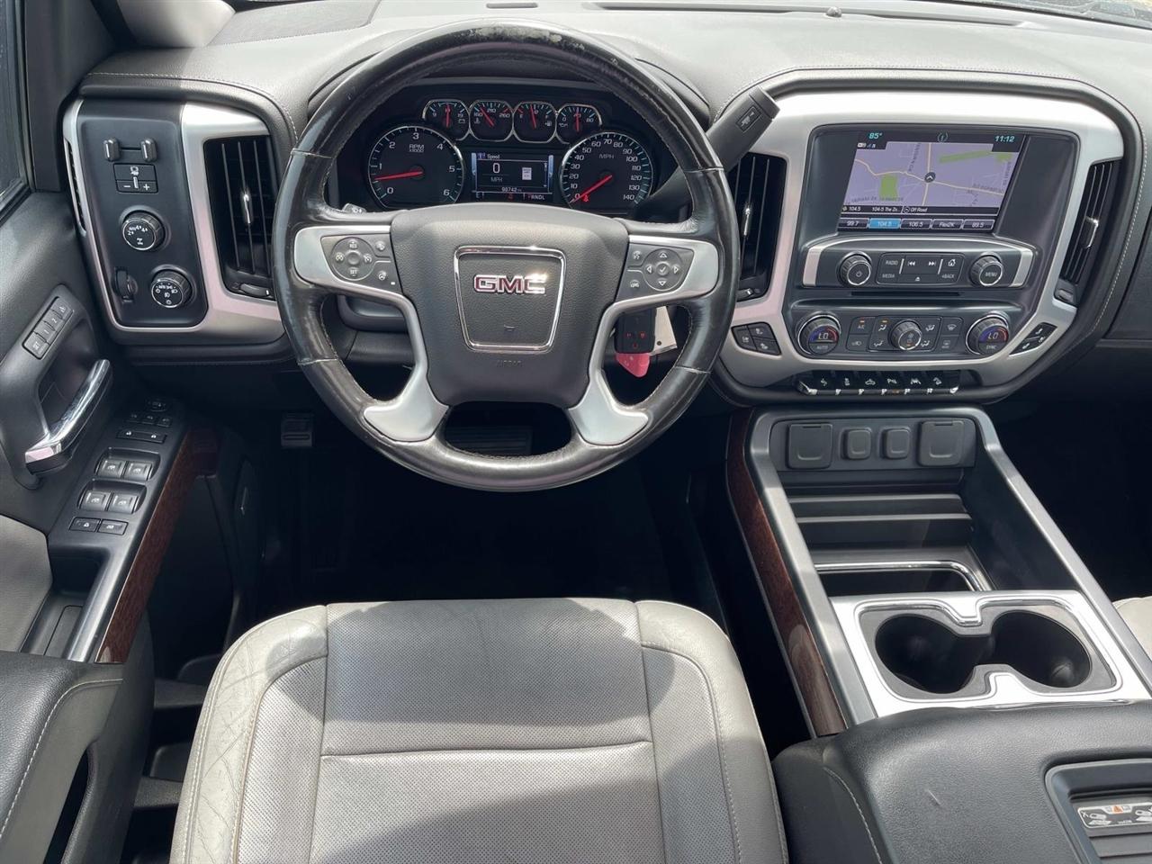 GMC Sierra 1500 4WD Crew Cab 143.5" SLT 2018