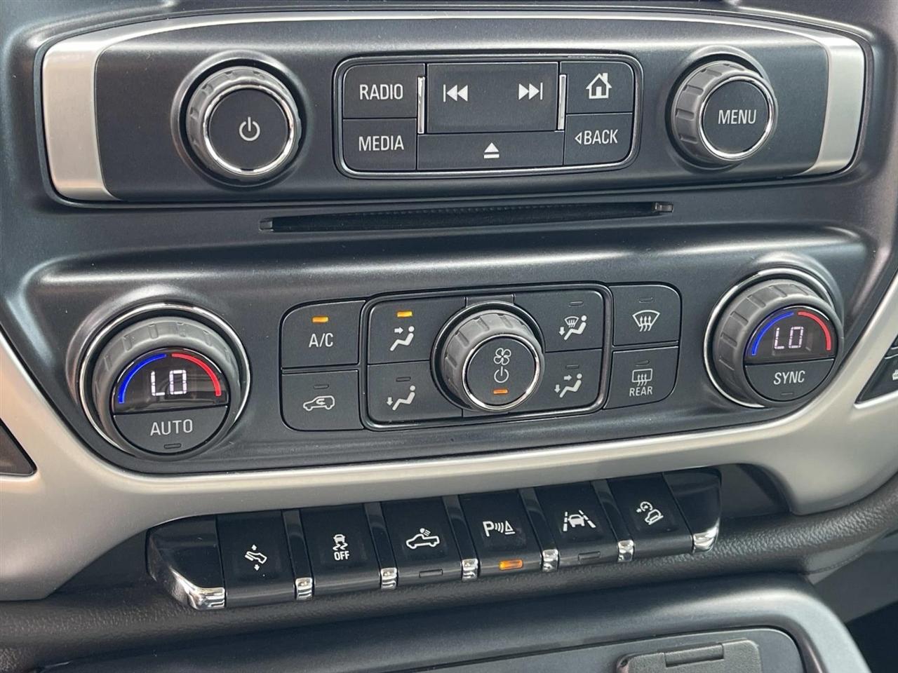 GMC Sierra 1500 4WD Crew Cab 143.5" SLT 2018