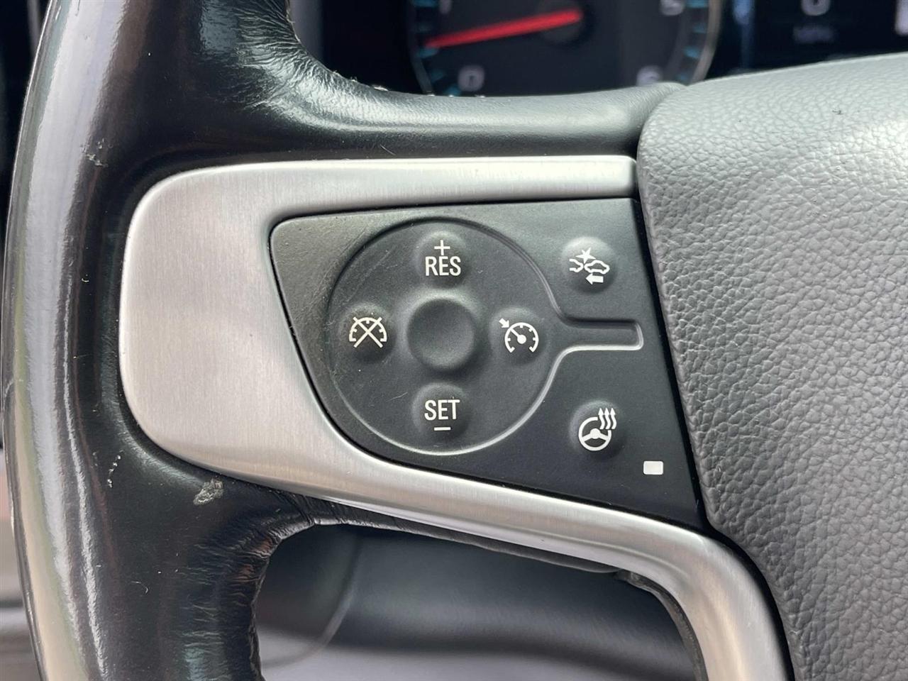 GMC Sierra 1500 4WD Crew Cab 143.5" SLT 2018